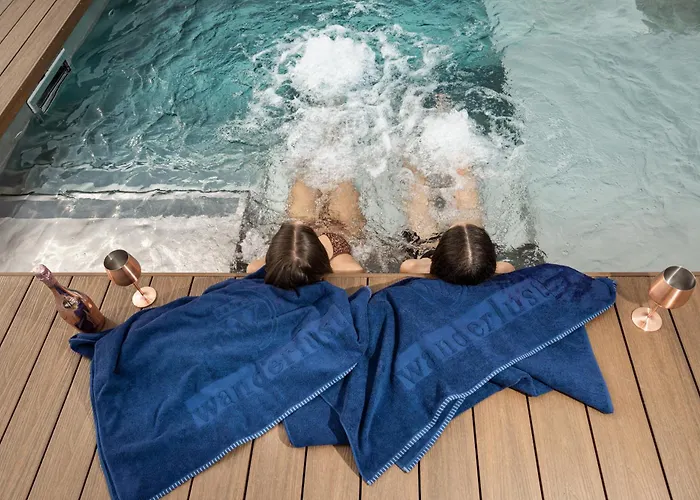 Wanderlust Hotel - Suite & Spa - Apartments & Villas - Bardolino, Lago Di Garda - Verona