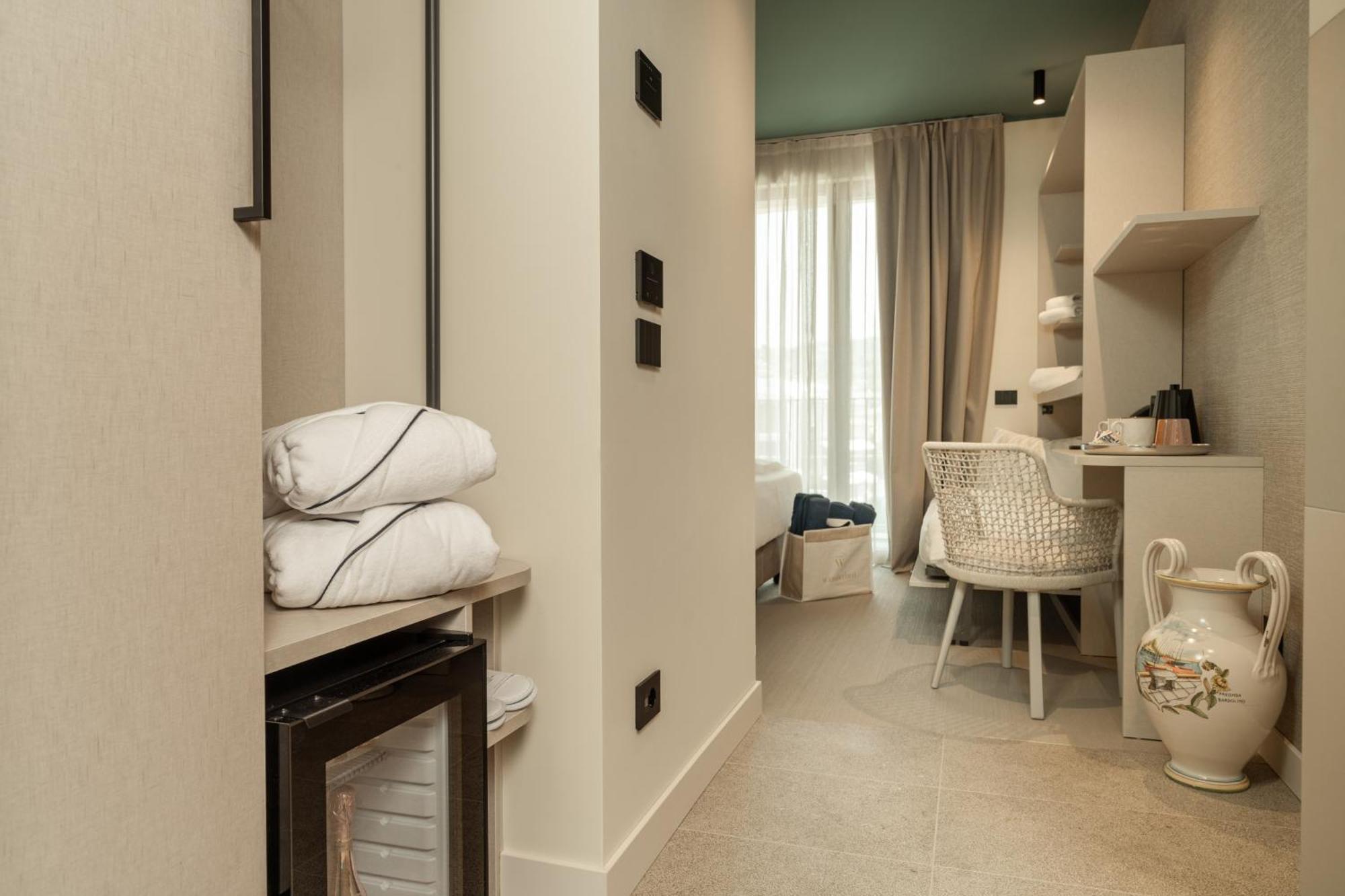 Hotel Wanderlust - & - & - Bardolino, Di Garda - Verona Bardolino