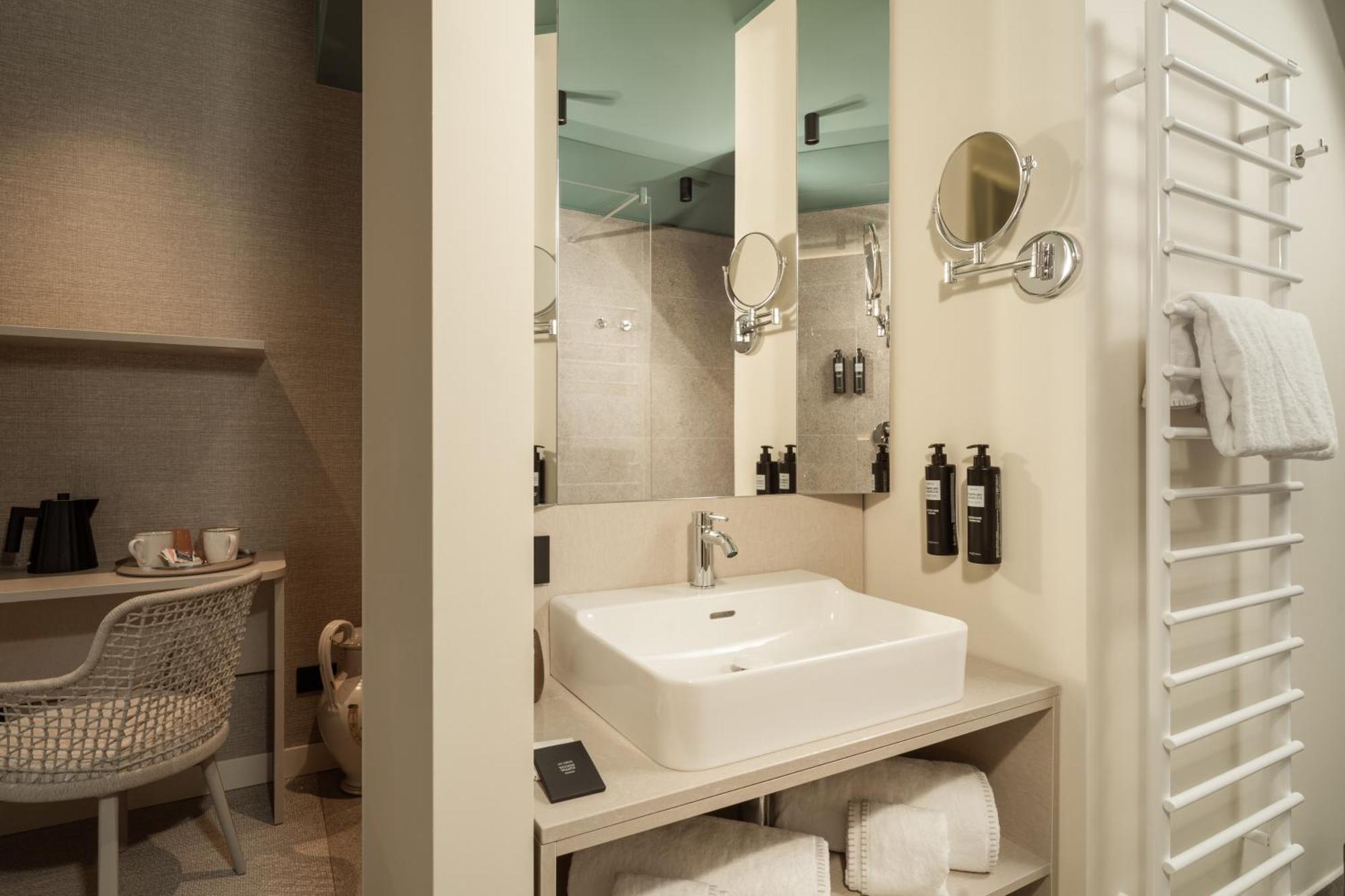 Wanderlust - & - & - Bardolino, Di Garda - Verona 4*