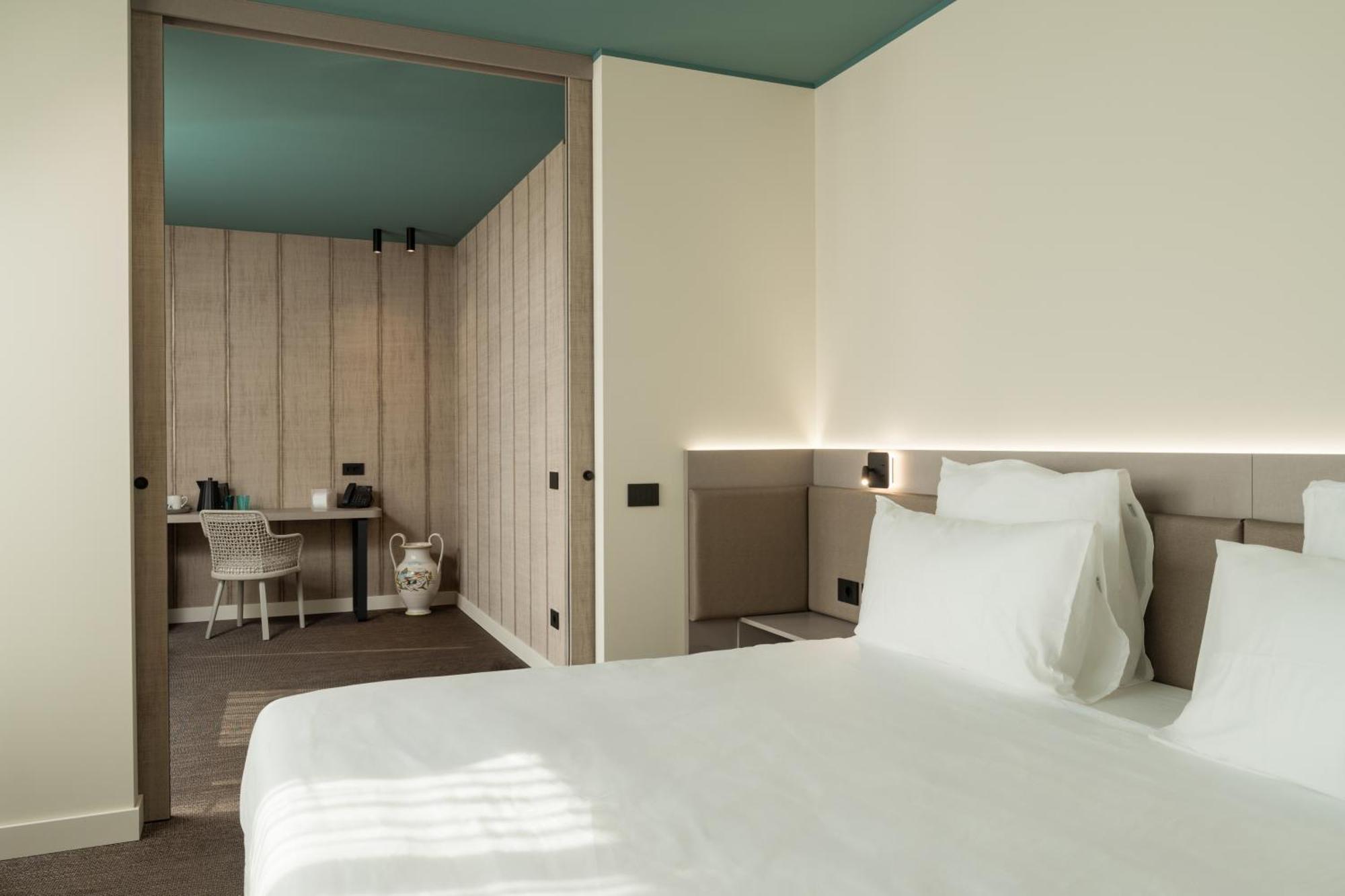 Wanderlust - & - & - Bardolino, Di Garda - Verona Hotel 4*