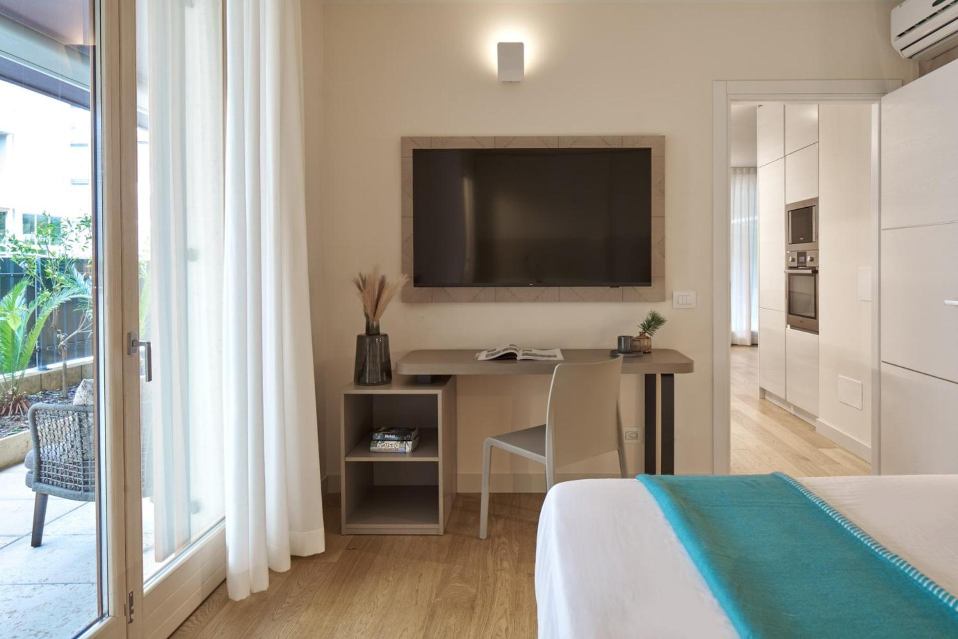 Hotel Wanderlust - & - & - Bardolino, Di Garda - Verona